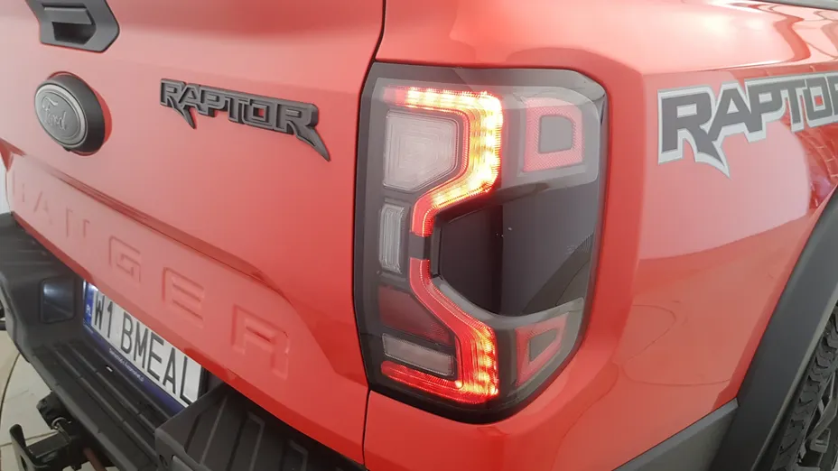 FORD Ranger Ranger 3.0 EcoBoost Twin-Turbo 4x4 DC Raptor aut