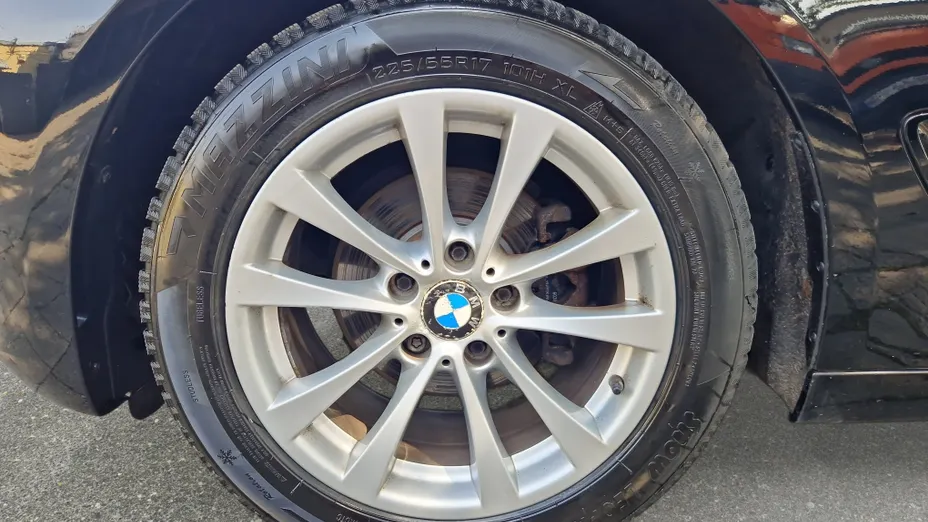 BMW Seria 3 Gran Turismo 318d Sport Line aut