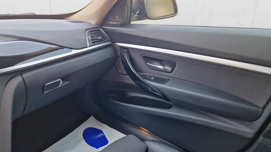 BMW Seria 3 Gran Turismo 318d Sport Line aut