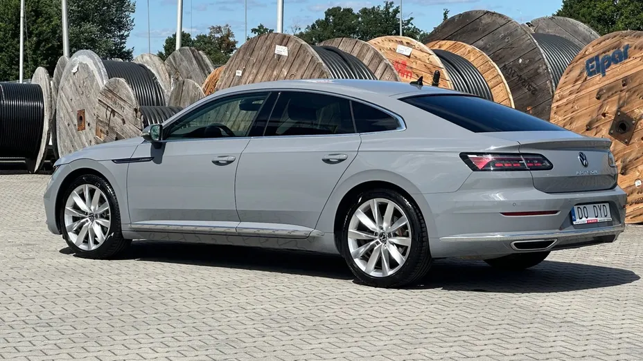 VOLKSWAGEN Arteon -