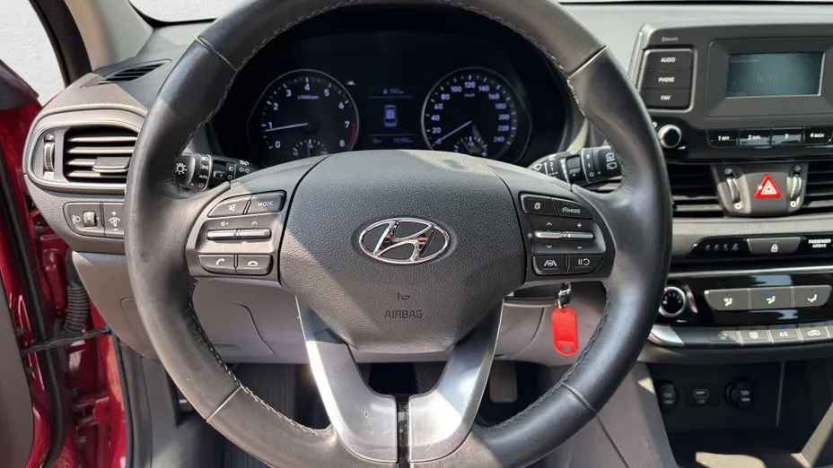 HYUNDAI i30 i30 1.5 DPI Classic +