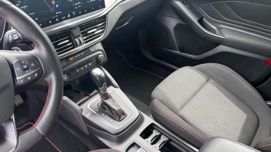 FORD Focus Focus 1.0 EcoBoost mHEV ST-Line X aut