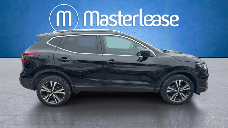 NISSAN Qashqai Qashqai 1.3 DIG-T N-Connecta