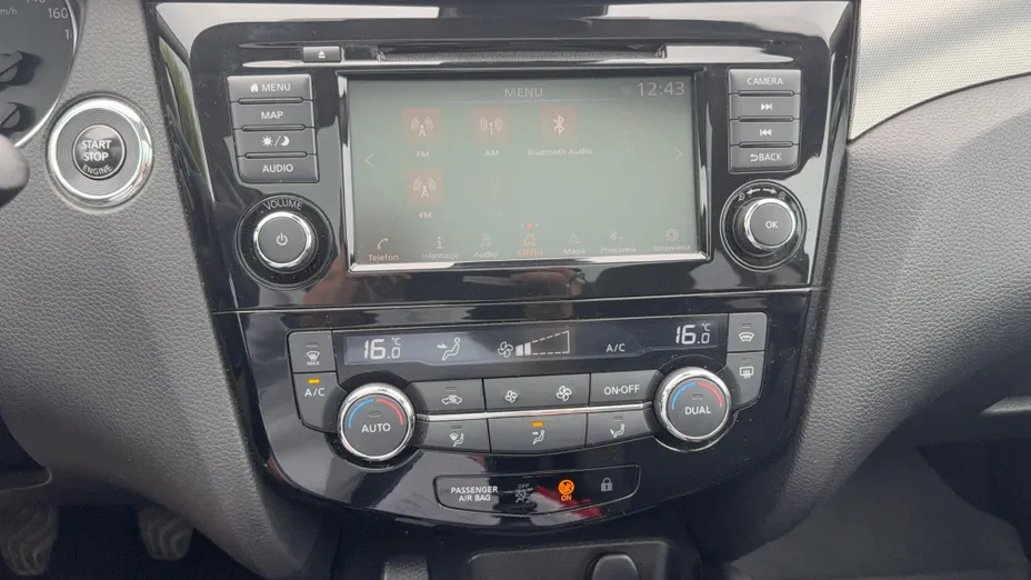 NISSAN Qashqai Qashqai 1.3 DIG-T N-Connecta