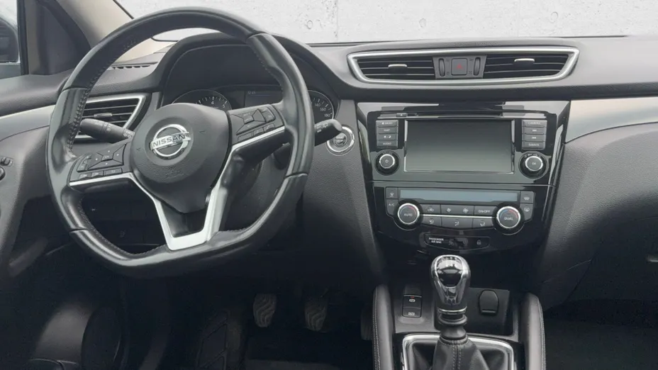 NISSAN Qashqai Qashqai 1.3 DIG-T N-Connecta