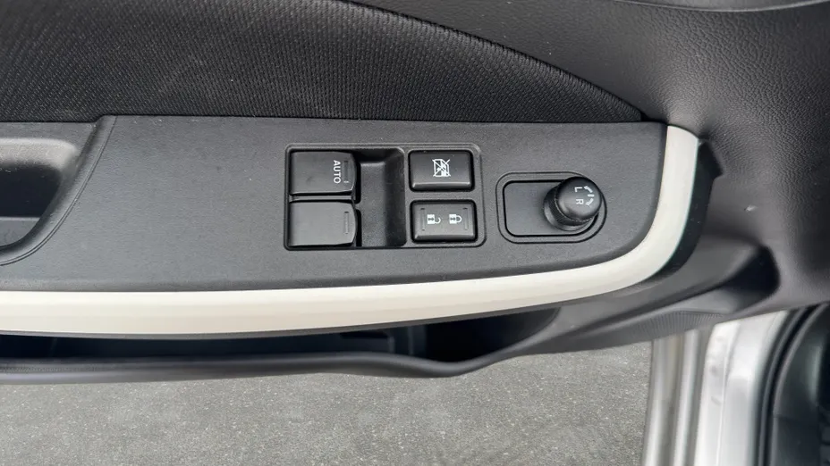 SUZUKI Swift Swift 1.2 Dualjet SHVS Premium
