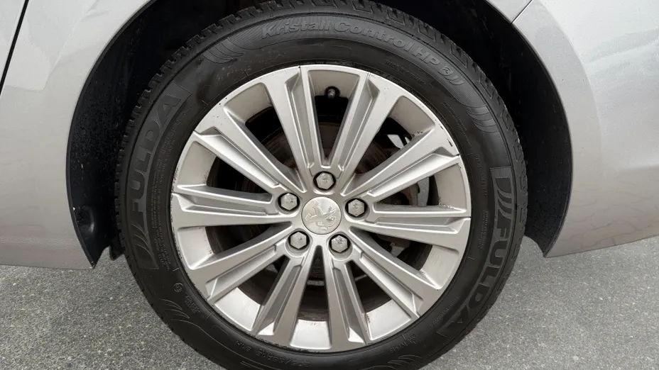 PEUGEOT 308 308 SW 1.2 PureTech GPF Allure S&S EAT8