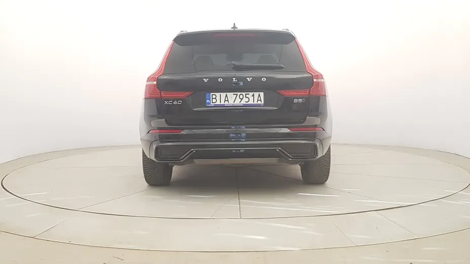 VOLVO XC60 XC60 B5 B AWD Plus Dark aut