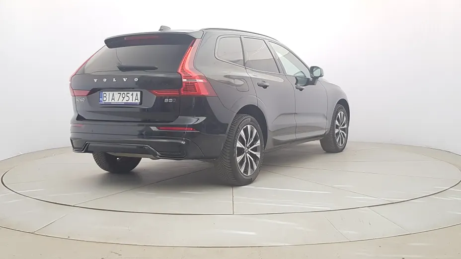 VOLVO XC60 XC60 B5 B AWD Plus Dark aut