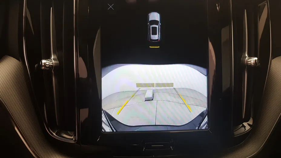VOLVO XC60 XC60 B5 B AWD Plus Dark aut