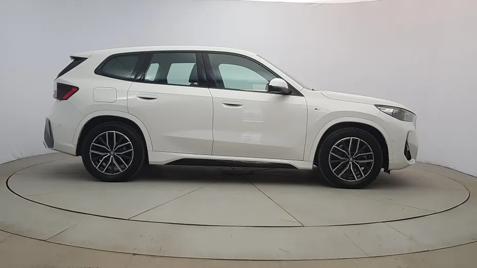 BMW iX1 iX1 xDrive30 66.5kWh M Sport