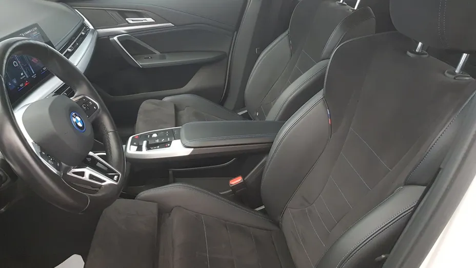 BMW iX1 iX1 xDrive30 66.5kWh M Sport