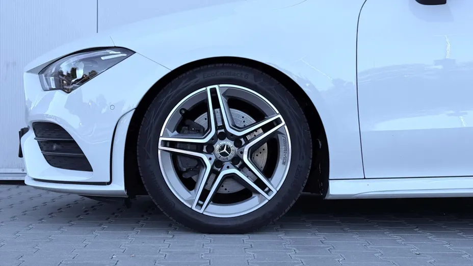 MERCEDES-BENZ CLA CLA 200 AMG Line 7G-DCT