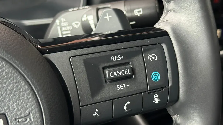 NISSAN Qashqai Qashqai 1.3 DIG-T mHEV N-Connecta Xtronic