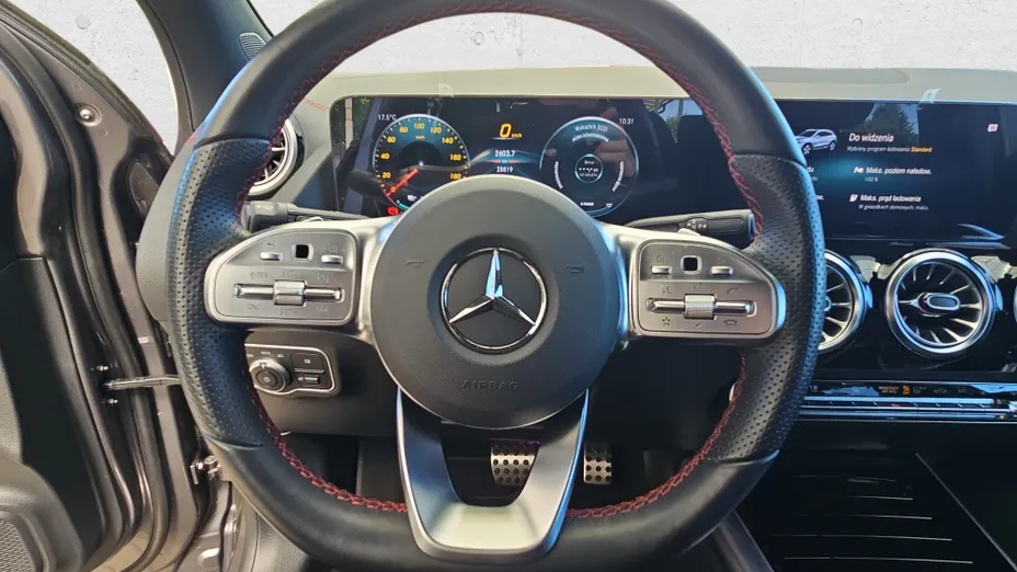 MERCEDES-BENZ EQA EQA 250 66.5kWh AMG Line