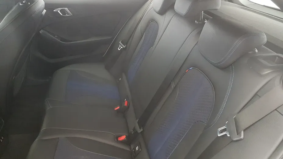 BMW Seria 1 118i M Sport aut