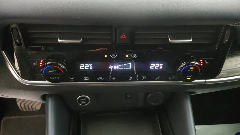 NISSAN Qashqai Qashqai 1.3 DIG-T mHEV Tekna Xtronic