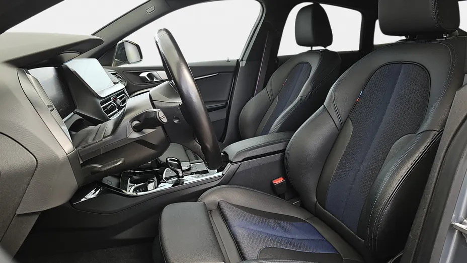 BMW Seria 2 218d M Sport aut