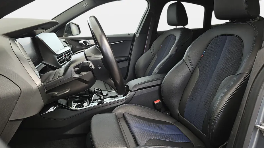 BMW Seria 2 218d M Sport aut