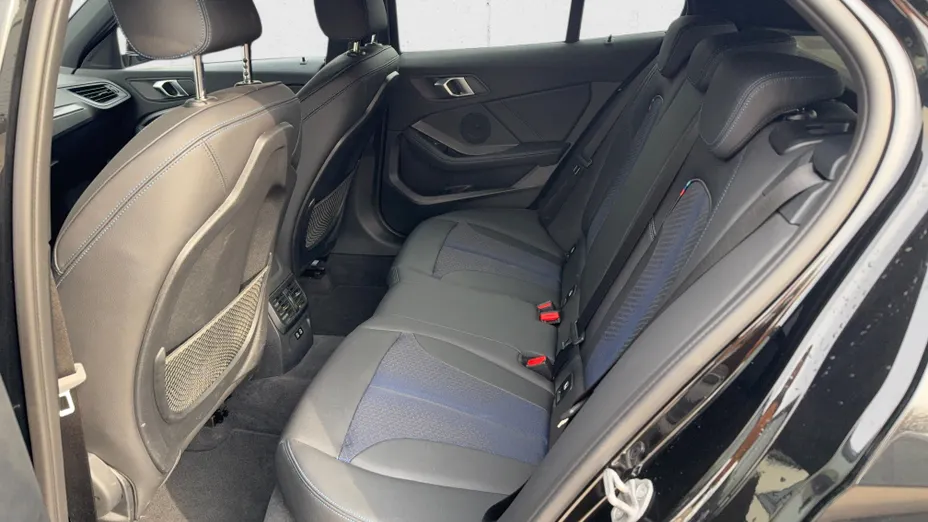 BMW Seria 1 118i M Sport aut