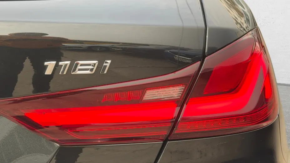 BMW Seria 1 118i M Sport aut