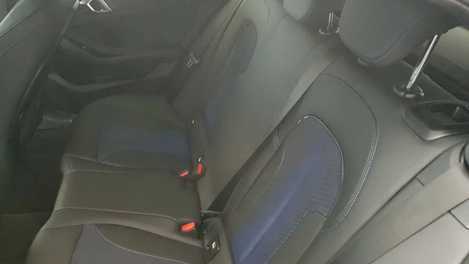 BMW Seria 1 118i M Sport aut