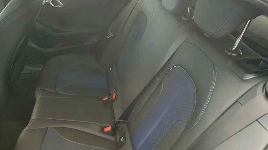 BMW Seria 1 118i M Sport aut