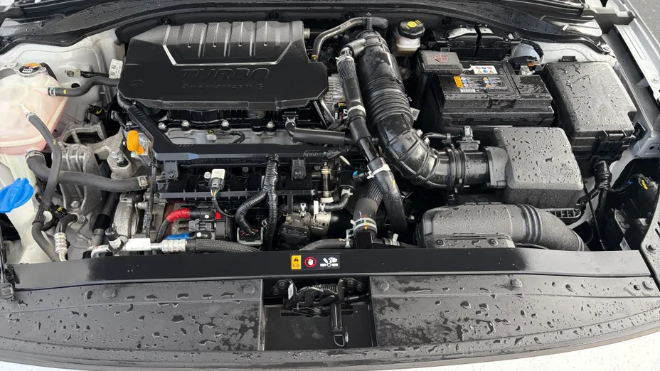 HYUNDAI i30 i30 1.5 T-GDI 48V Smart