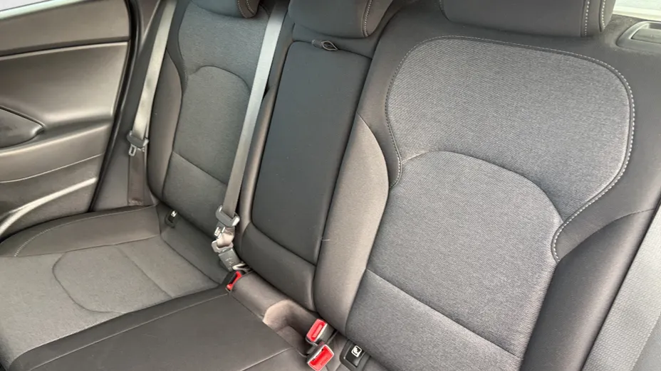 HYUNDAI i30 i30 1.5 T-GDI 48V Smart