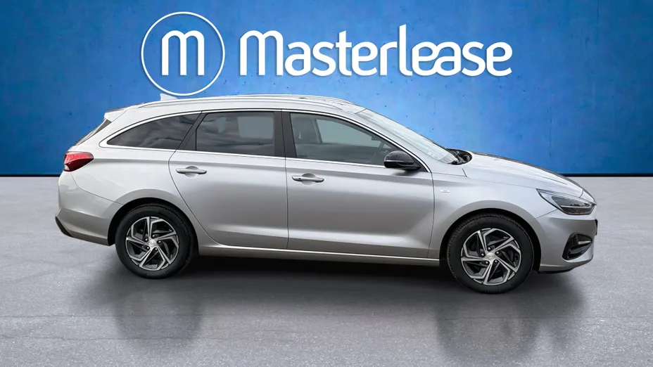 HYUNDAI i30 i30 1.5 T-GDI 48V Smart