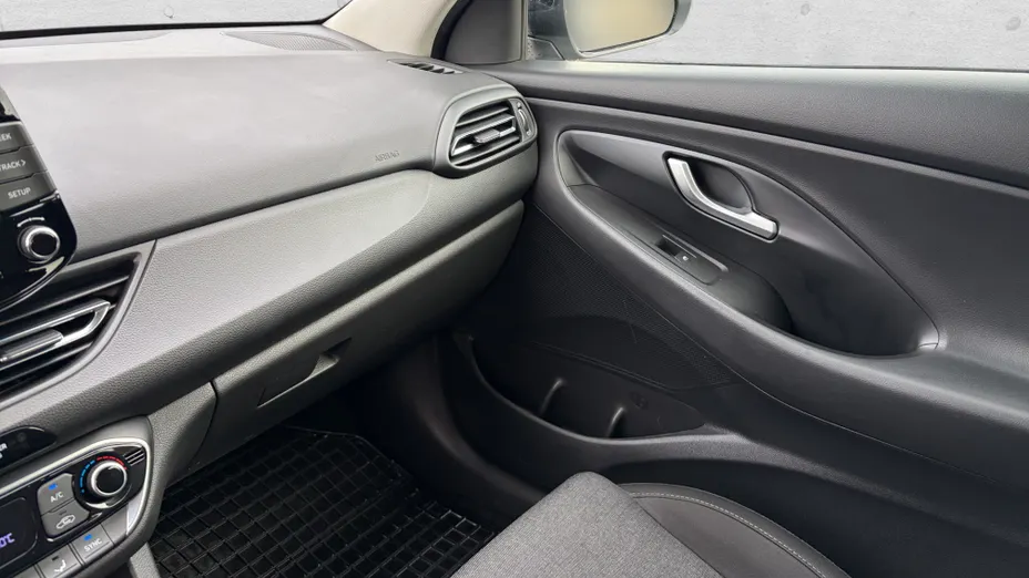 HYUNDAI i30 i30 1.5 T-GDI 48V Smart