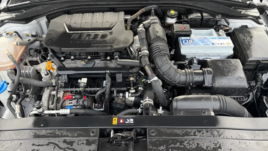 HYUNDAI i30 i30 1.5 T-GDI 48V Smart