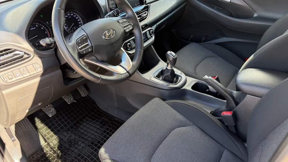 HYUNDAI i30 i30 1.5 T-GDI 48V Smart