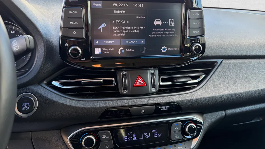 HYUNDAI i30 i30 1.5 T-GDI 48V Smart