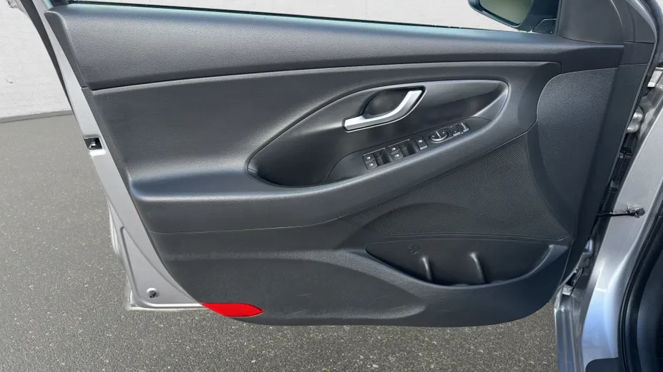HYUNDAI i30 i30 1.5 T-GDI 48V Smart