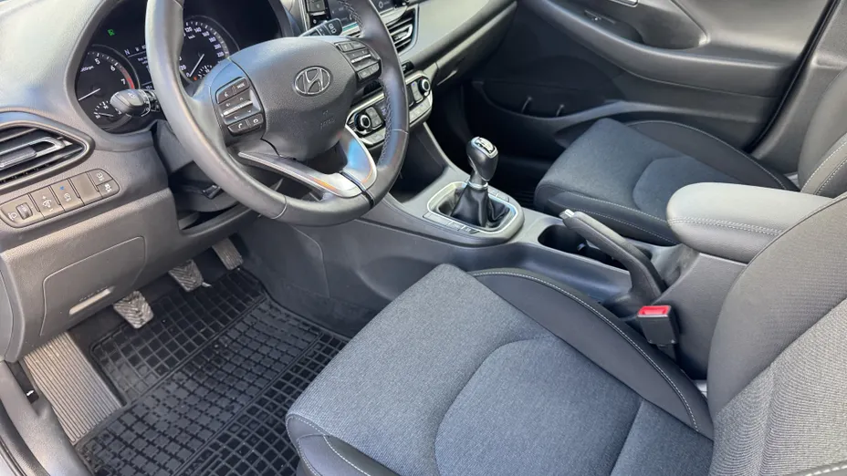HYUNDAI i30 i30 1.5 T-GDI 48V Smart