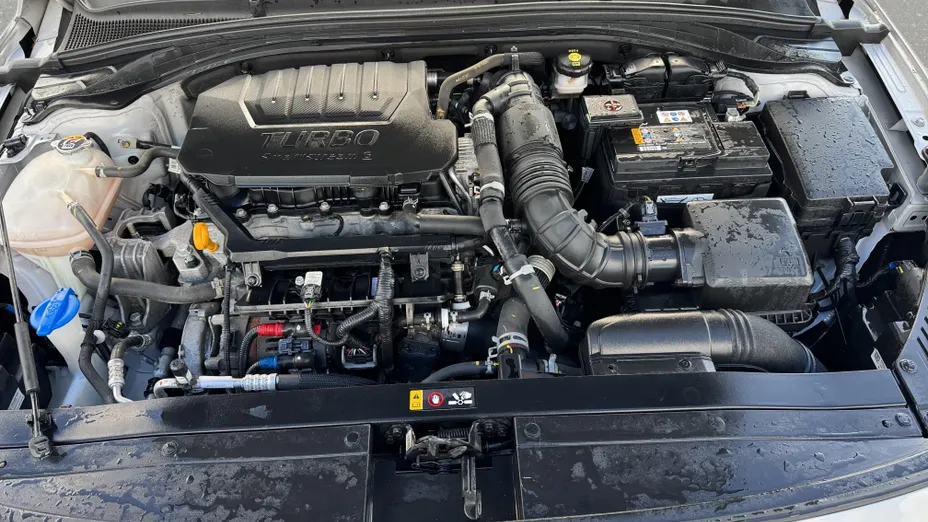 HYUNDAI i30 i30 1.5 T-GDI 48V Smart
