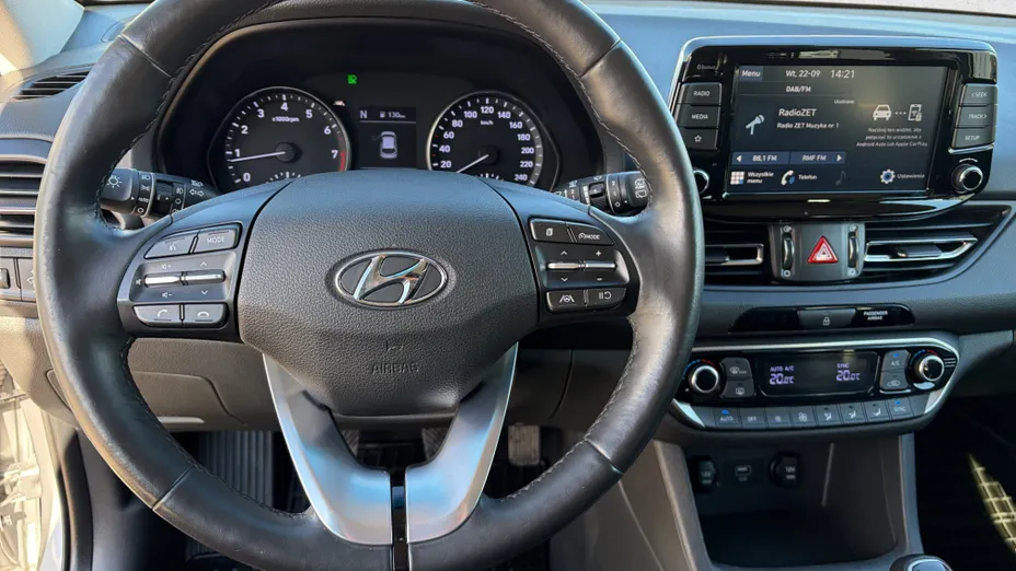 HYUNDAI i30 i30 1.5 T-GDI 48V Smart