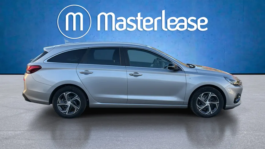 HYUNDAI i30 i30 1.5 T-GDI 48V Smart