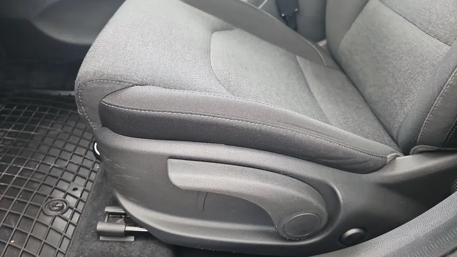 HYUNDAI i30 i30 1.5 T-GDI 48V Smart