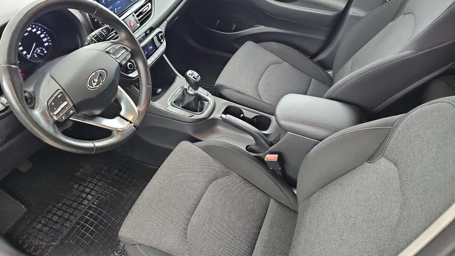 HYUNDAI i30 i30 1.5 T-GDI 48V Smart