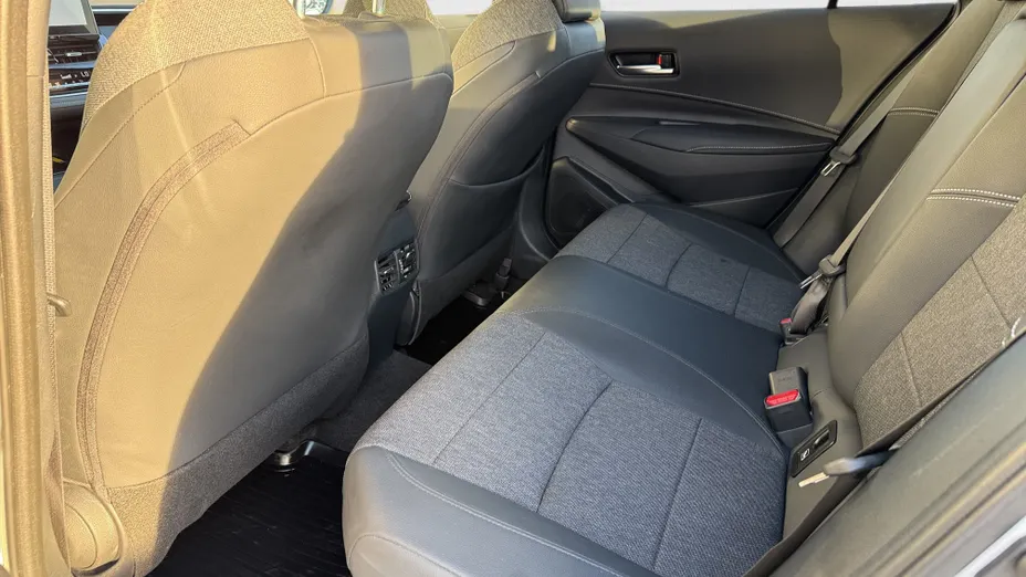 TOYOTA Corolla Corolla 2.0 Hybrid Style