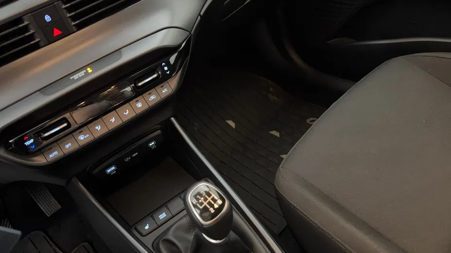 HYUNDAI i20 i20 1.0 T-GDi Modern
