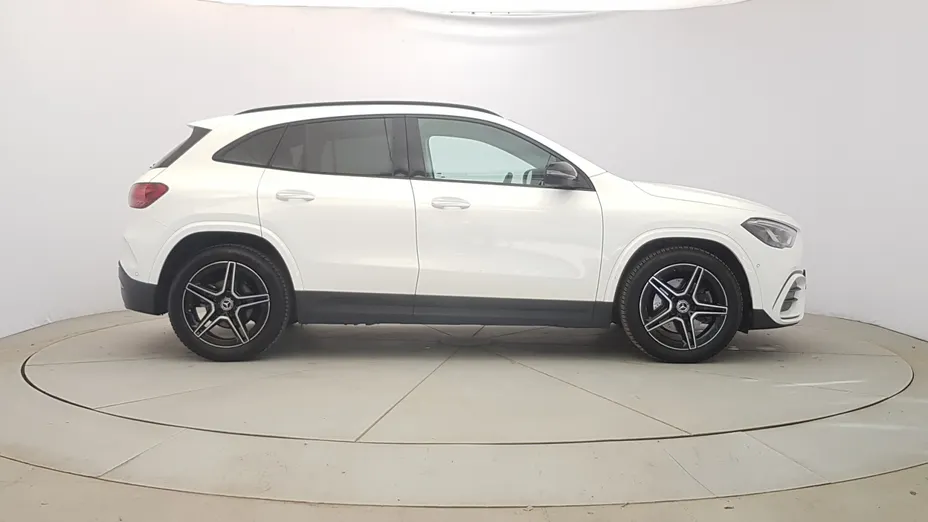 MERCEDES-BENZ GLA GLA 200 mHEV AMG Line 7G-DCT