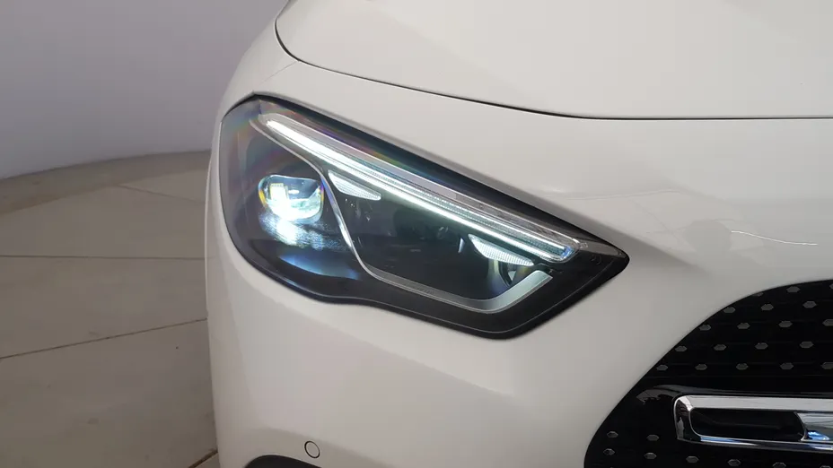 MERCEDES-BENZ GLA GLA 200 mHEV AMG Line 7G-DCT