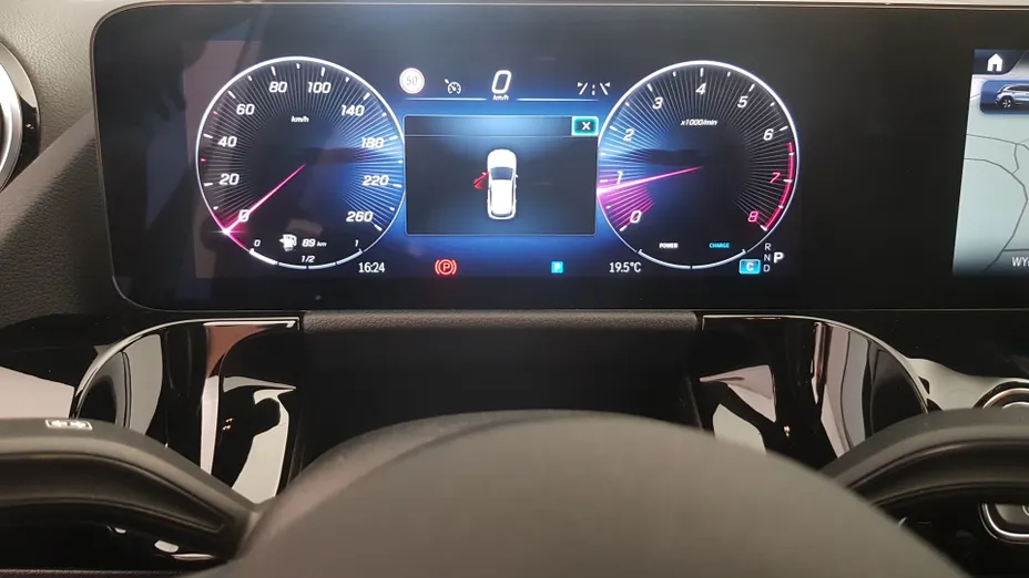 MERCEDES-BENZ GLA GLA 200 mHEV AMG Line 7G-DCT
