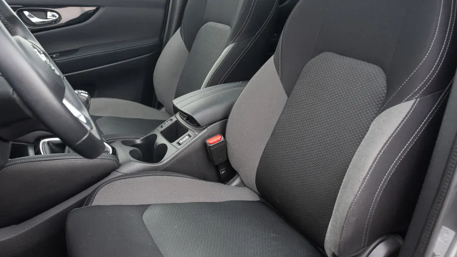 NISSAN Qashqai Qashqai 1.3 DIG-T N-Connecta EU6d