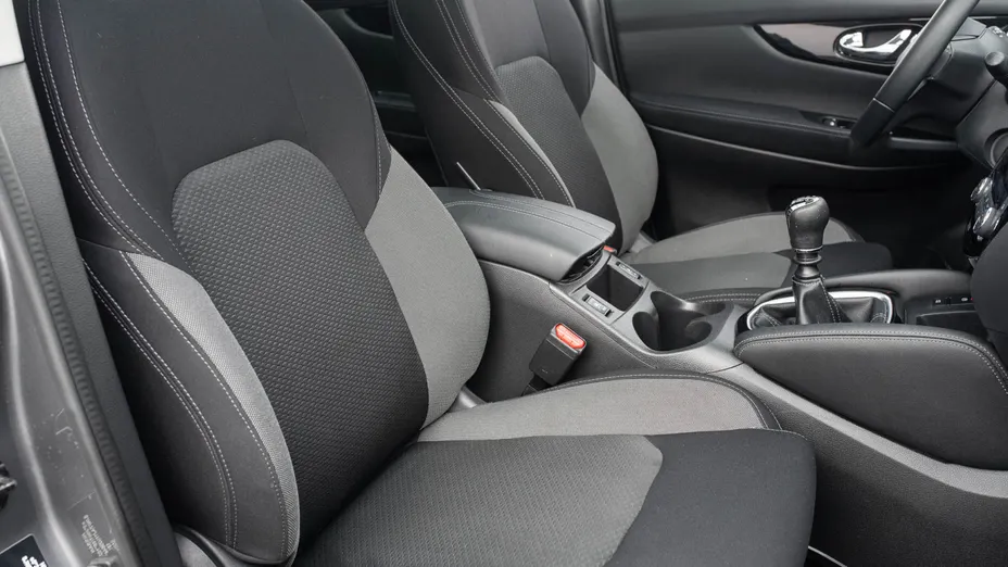 NISSAN Qashqai Qashqai 1.3 DIG-T N-Connecta EU6d