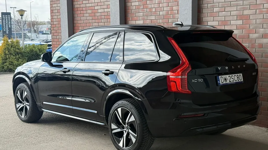 VOLVO XC90 XC90 B5 D AWD Plus Dark aut