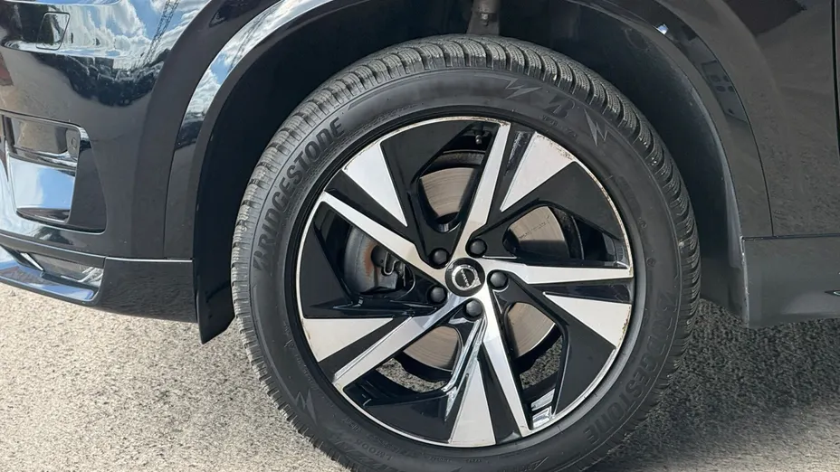 VOLVO XC90 XC90 B5 D AWD Plus Dark aut